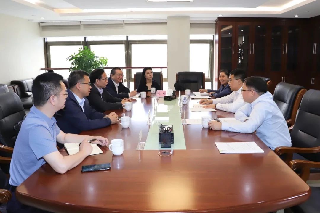 智醫(yī)存內首席科學家周曉華率隊赴云南省科技廳開展科研合作交流